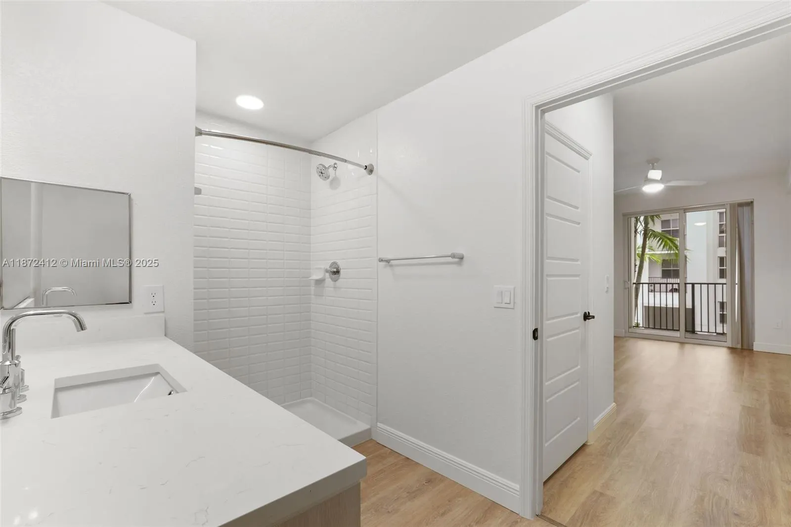 10170 SW 7th St, #40-208
