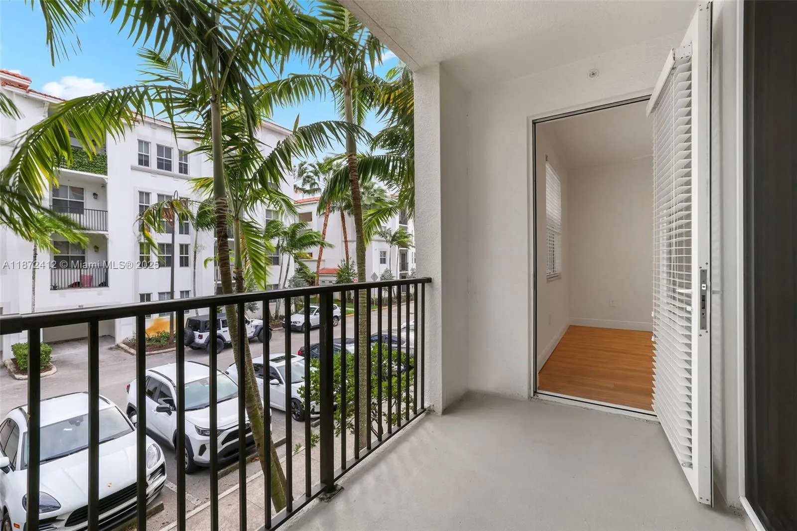 10170 SW 7th St, #40-208