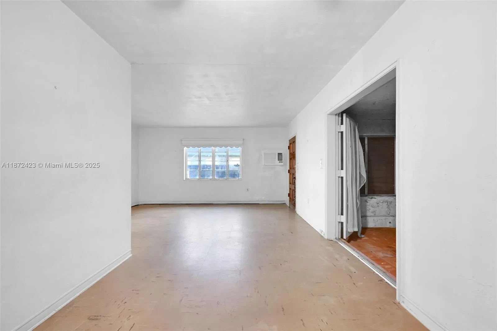 1351 SW 74th Ave