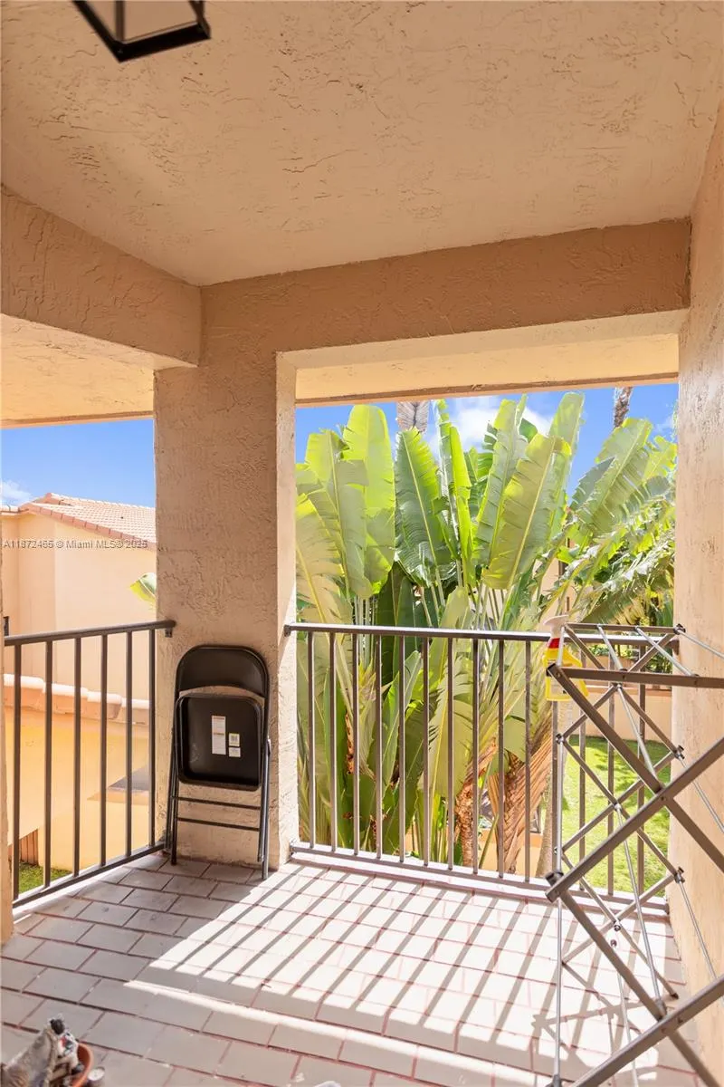 949 SW 113th Ter