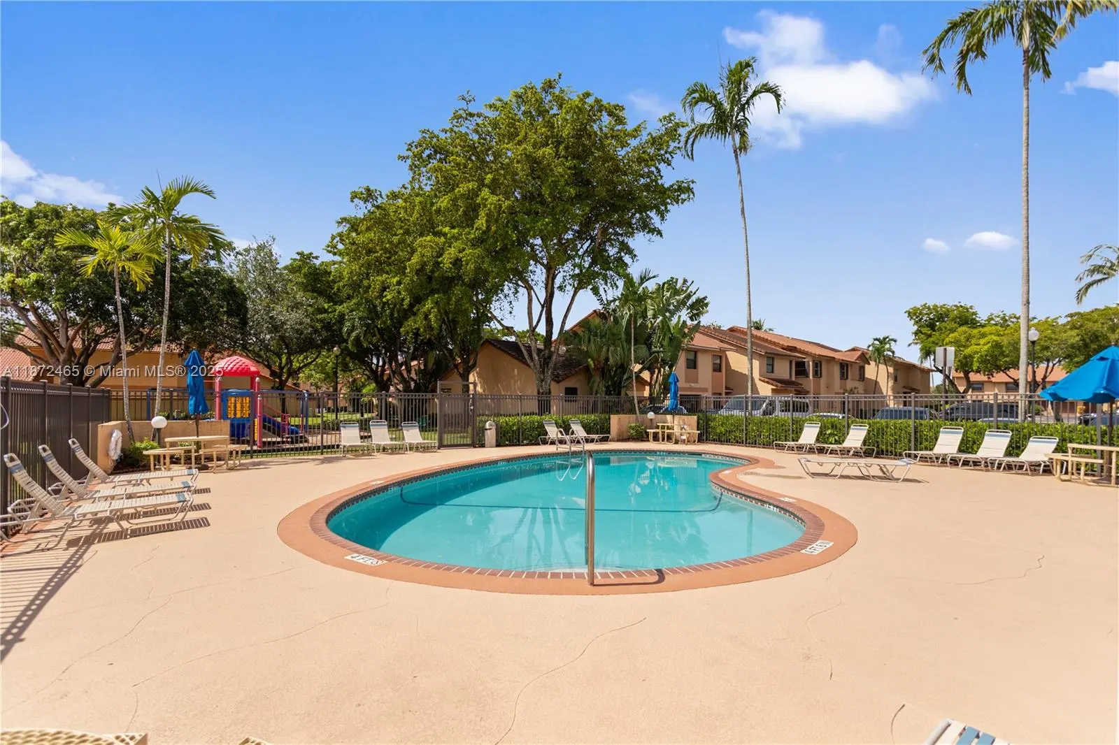 949 SW 113th Ter