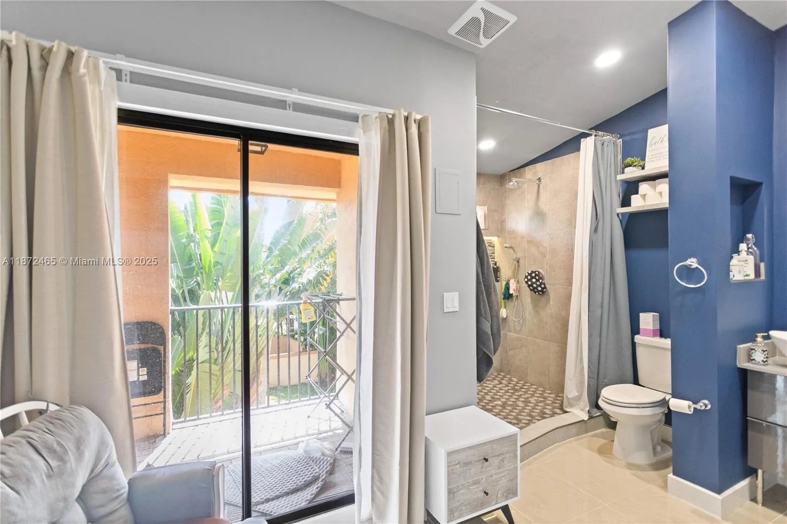 949 SW 113th Ter