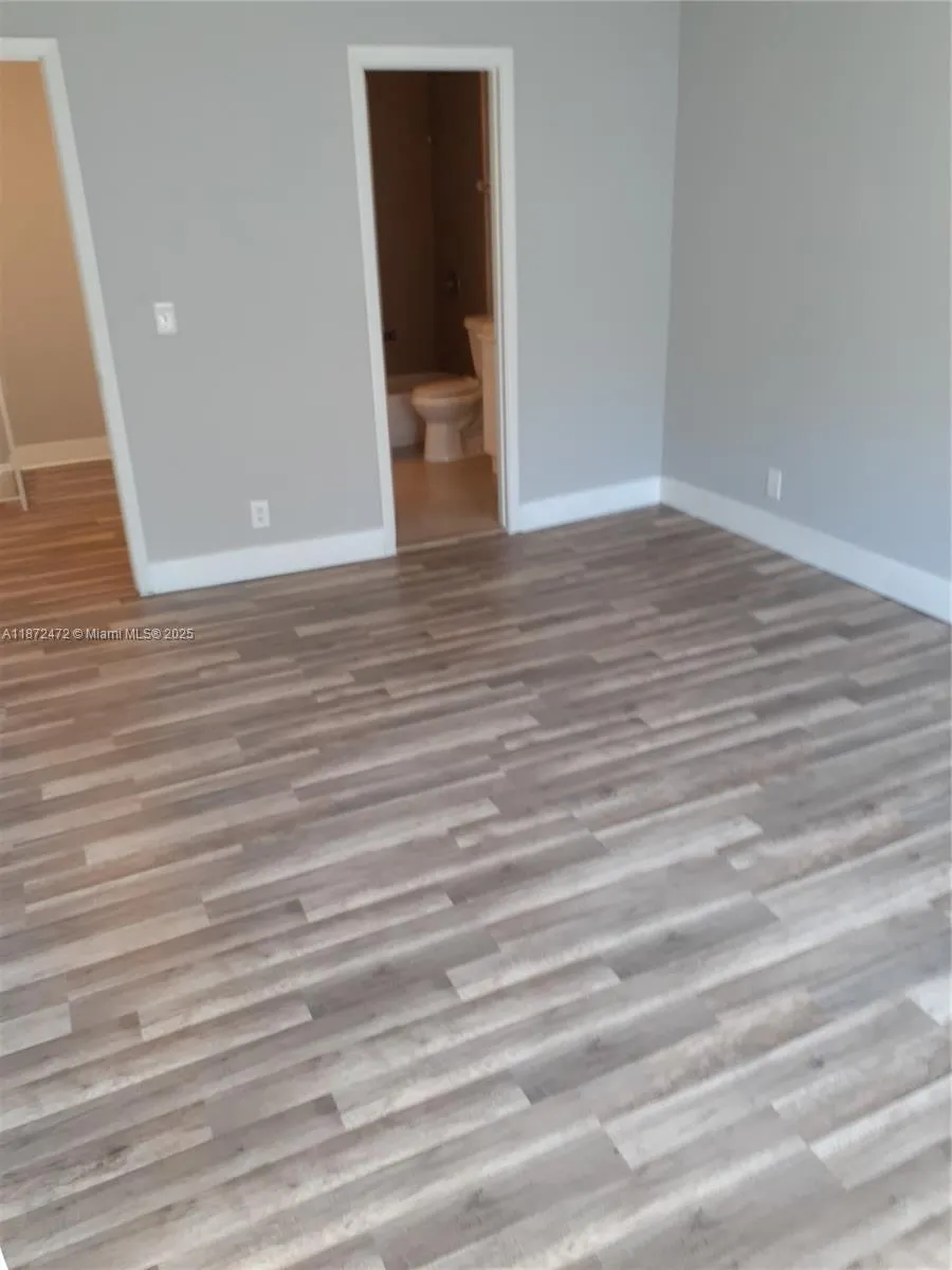 5842 NW 21st St, #42-B