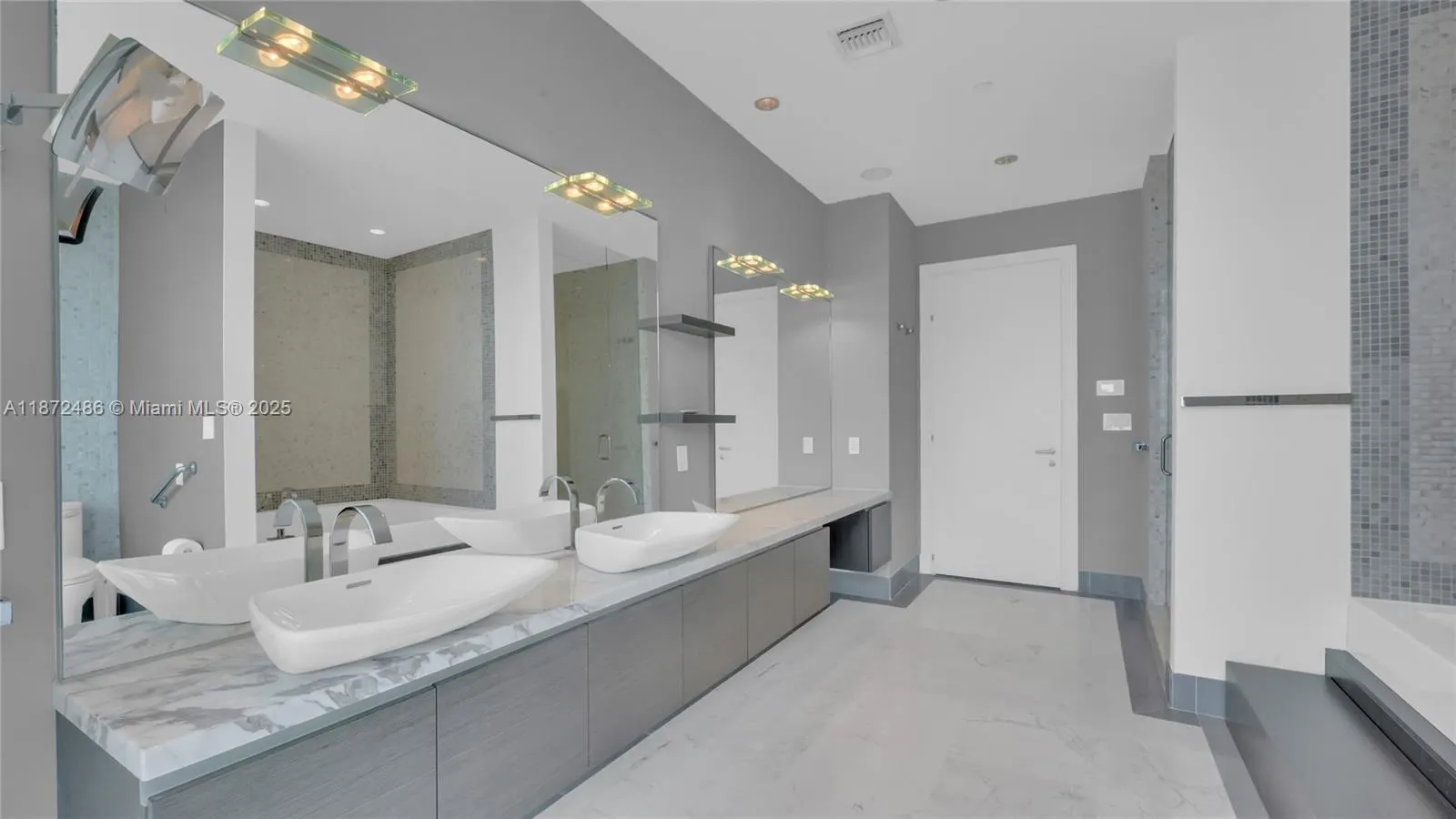 200 Biscayne Boulevard Way, #5402