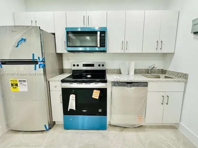 3300 SW 80th Ave, #2