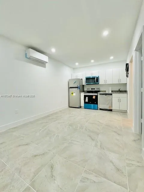3300 SW 80th Ave, #2