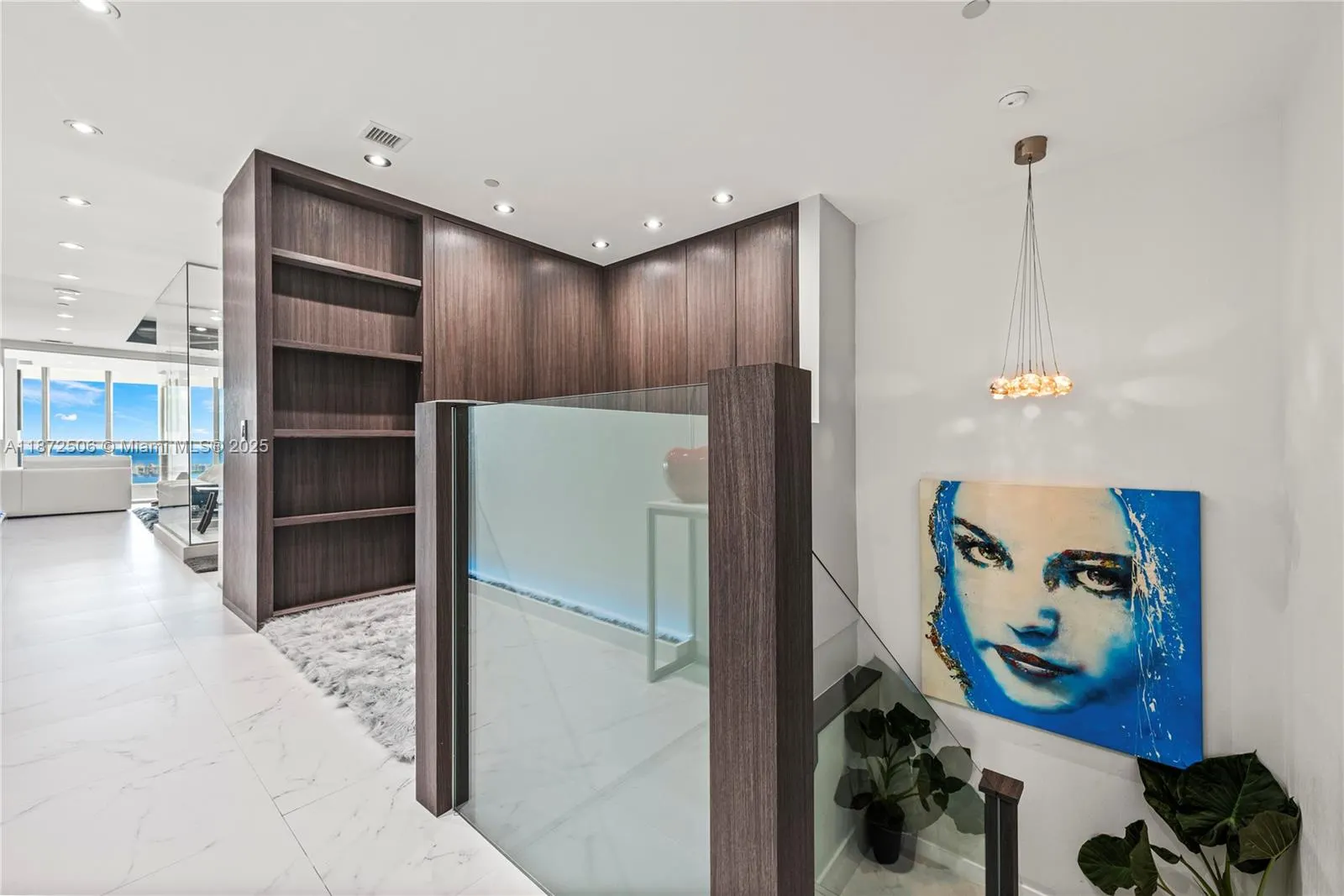 1100 Biscayne Blvd, #LPH6105