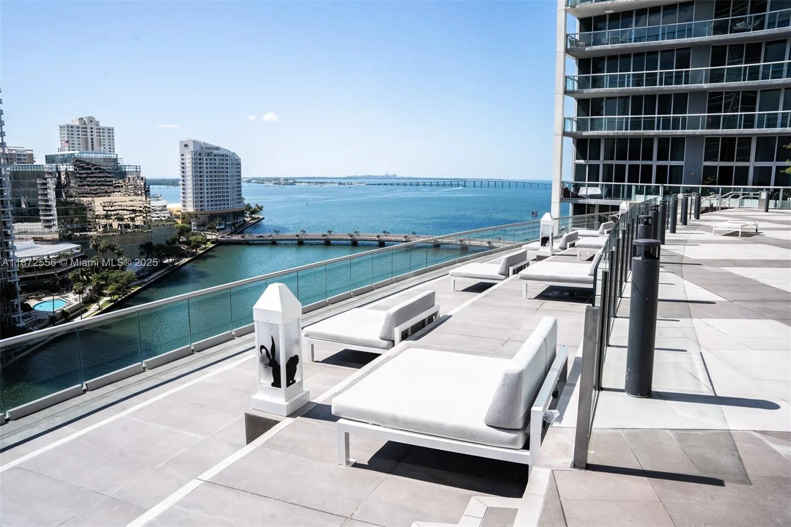 495 Brickell Ave, #3106