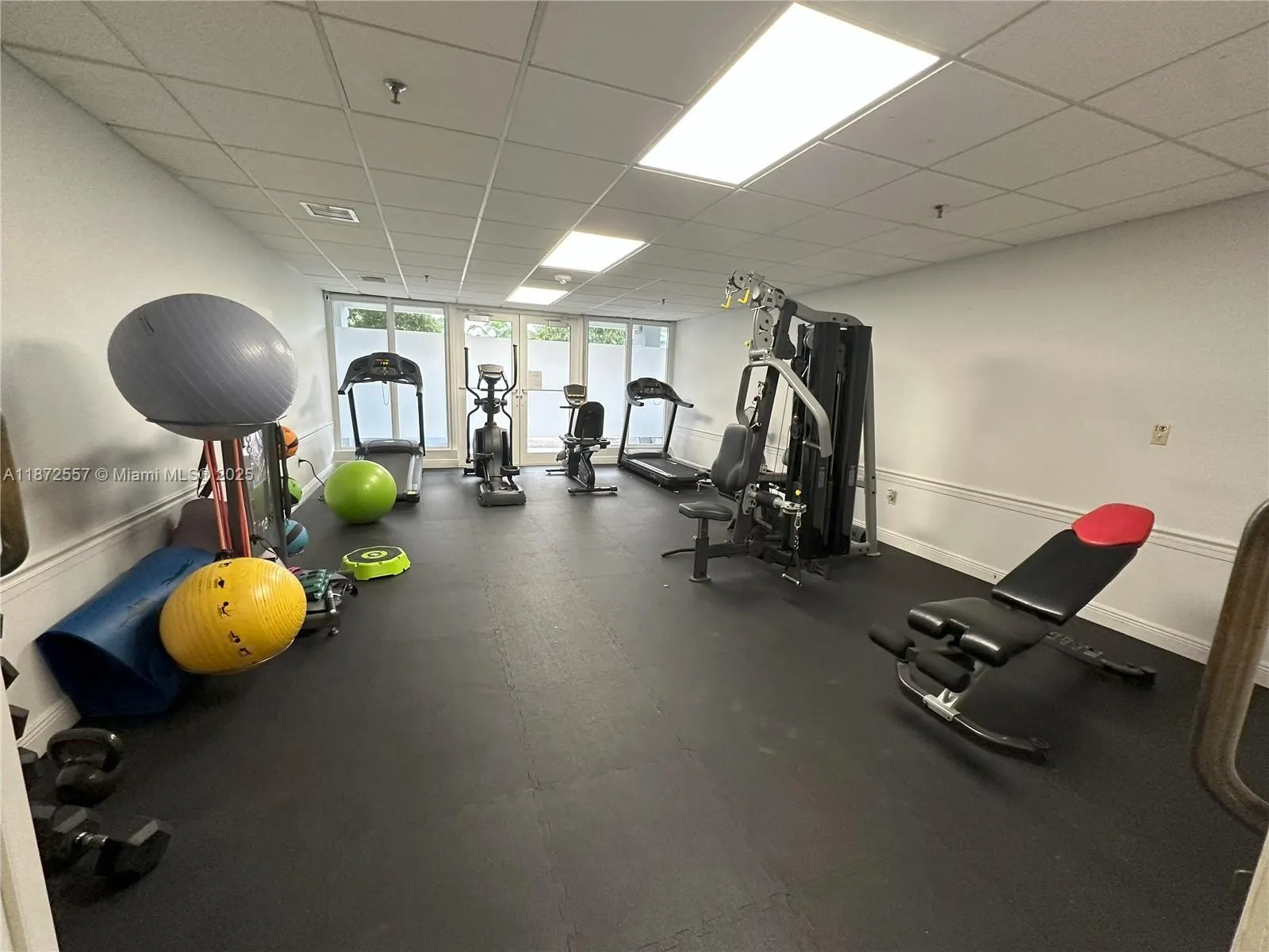 3200 Collins Ave, #11-3