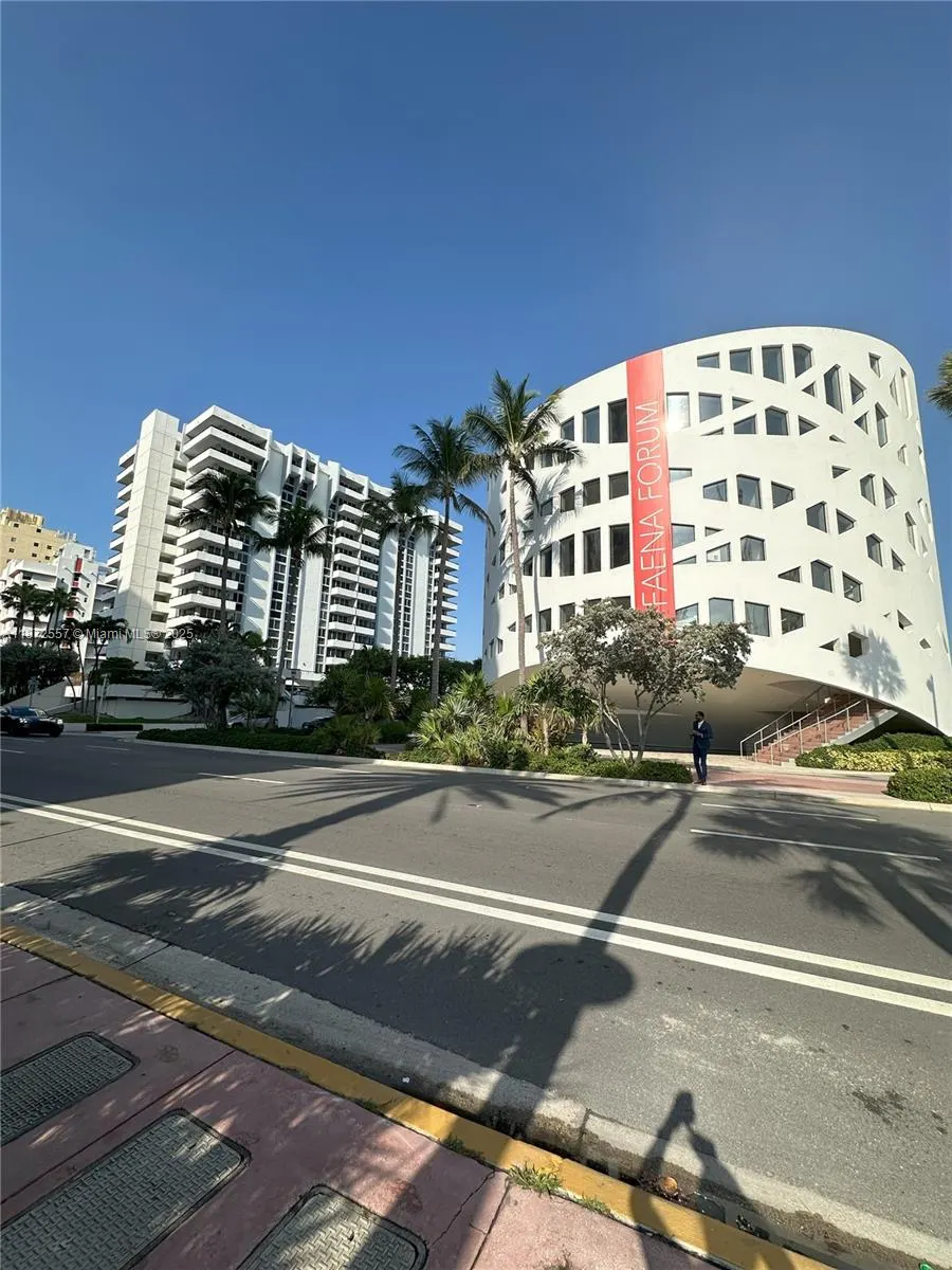 3200 Collins Ave, #11-3