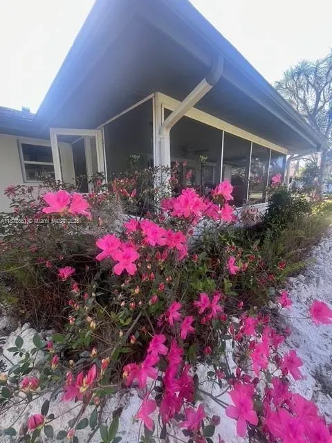 355 Highland Shores Dr