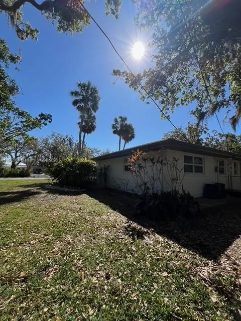 355 Highland Shores Dr