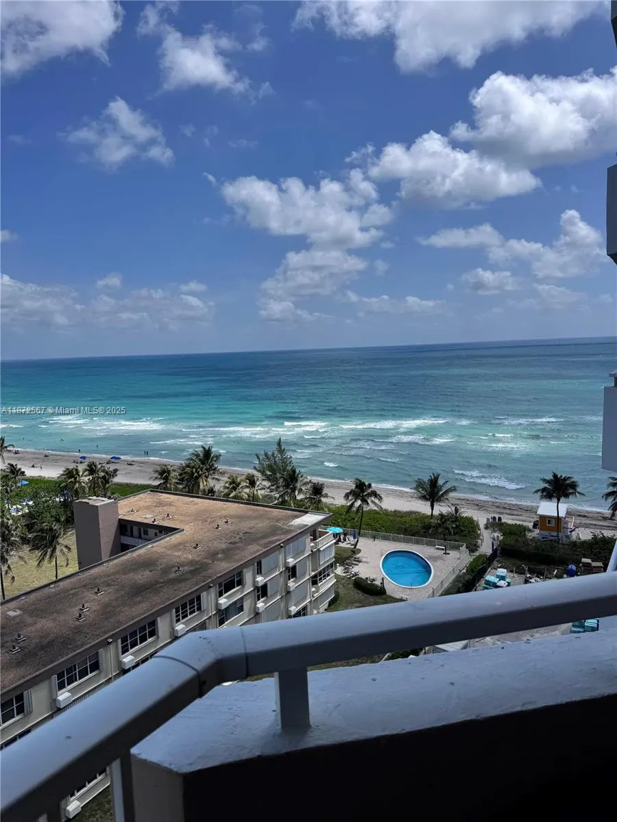 1950 S Ocean Dr, #11D
