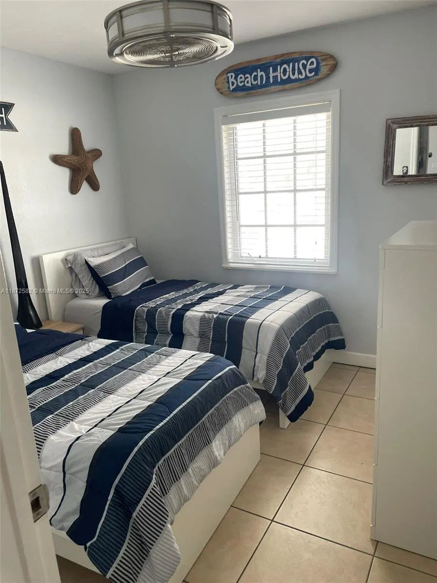 325 Calusa St, #320