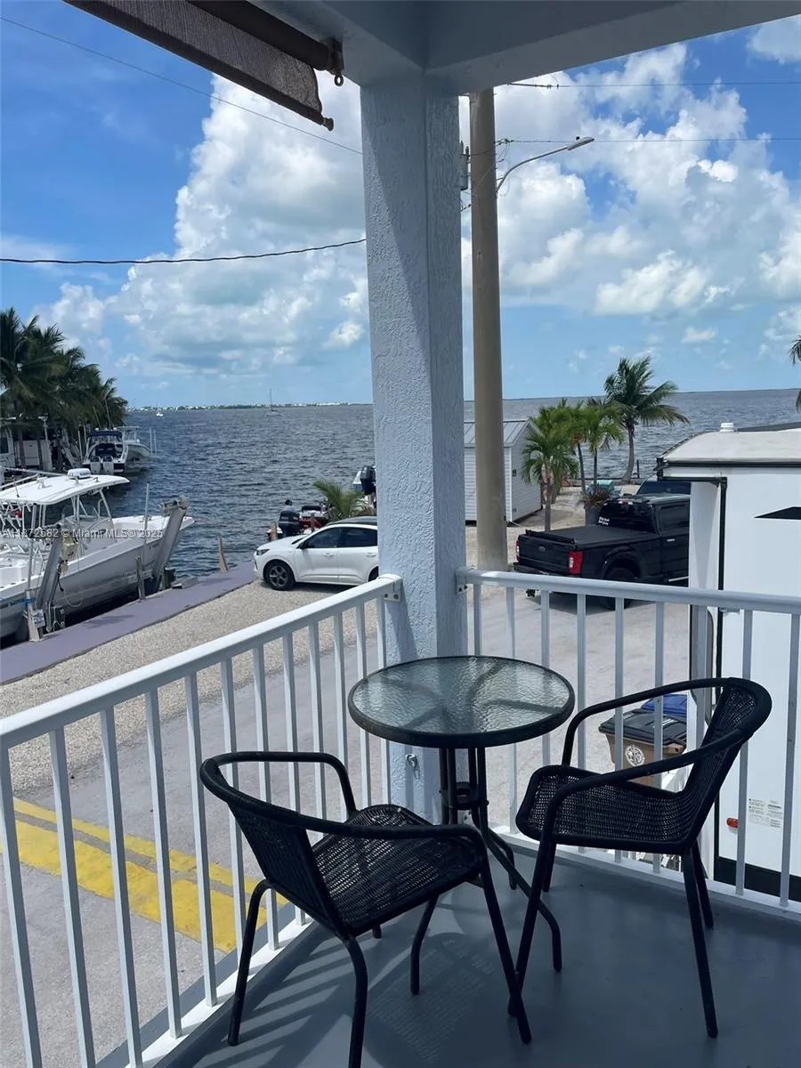 325 Calusa St, #320