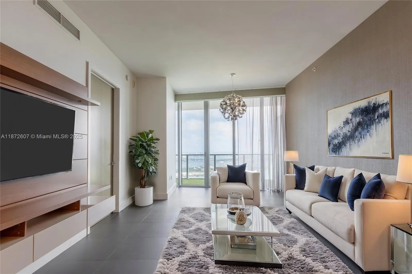 1100 Biscayne Blvd, #4502