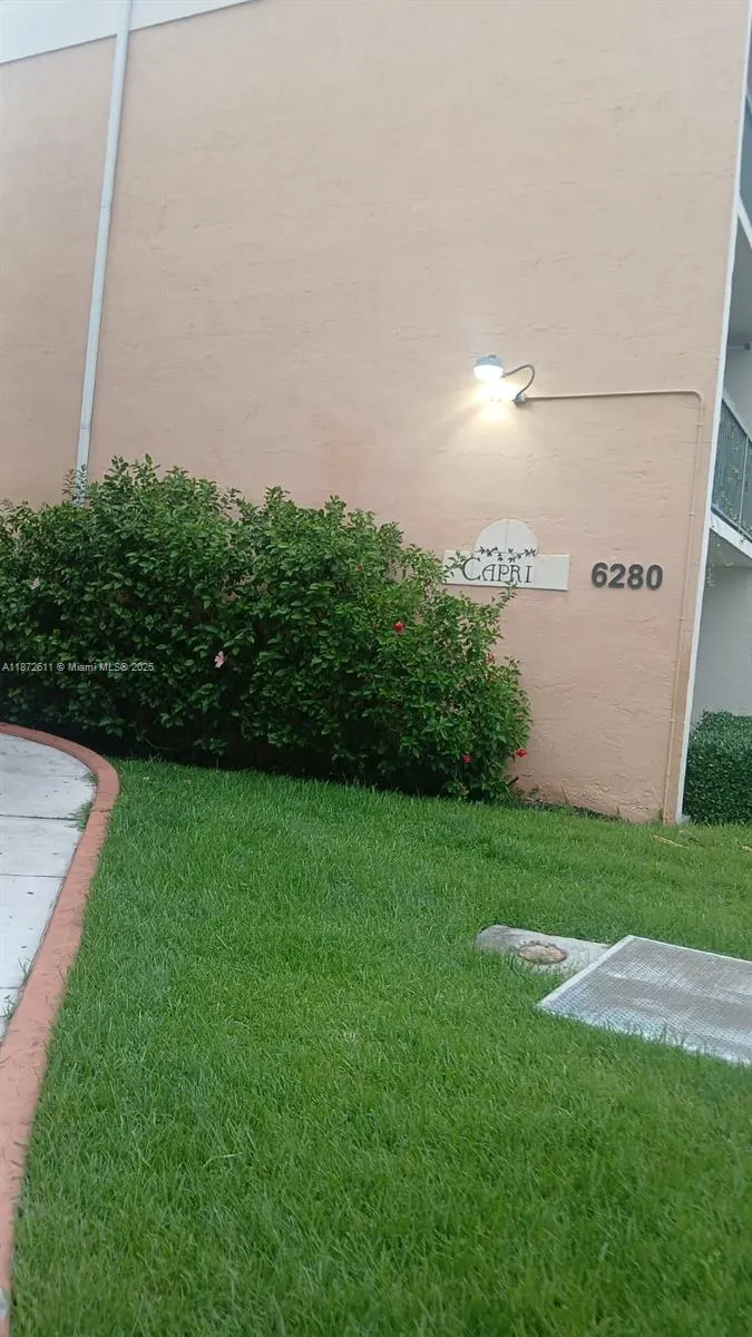 6280 NW 186th St, #303