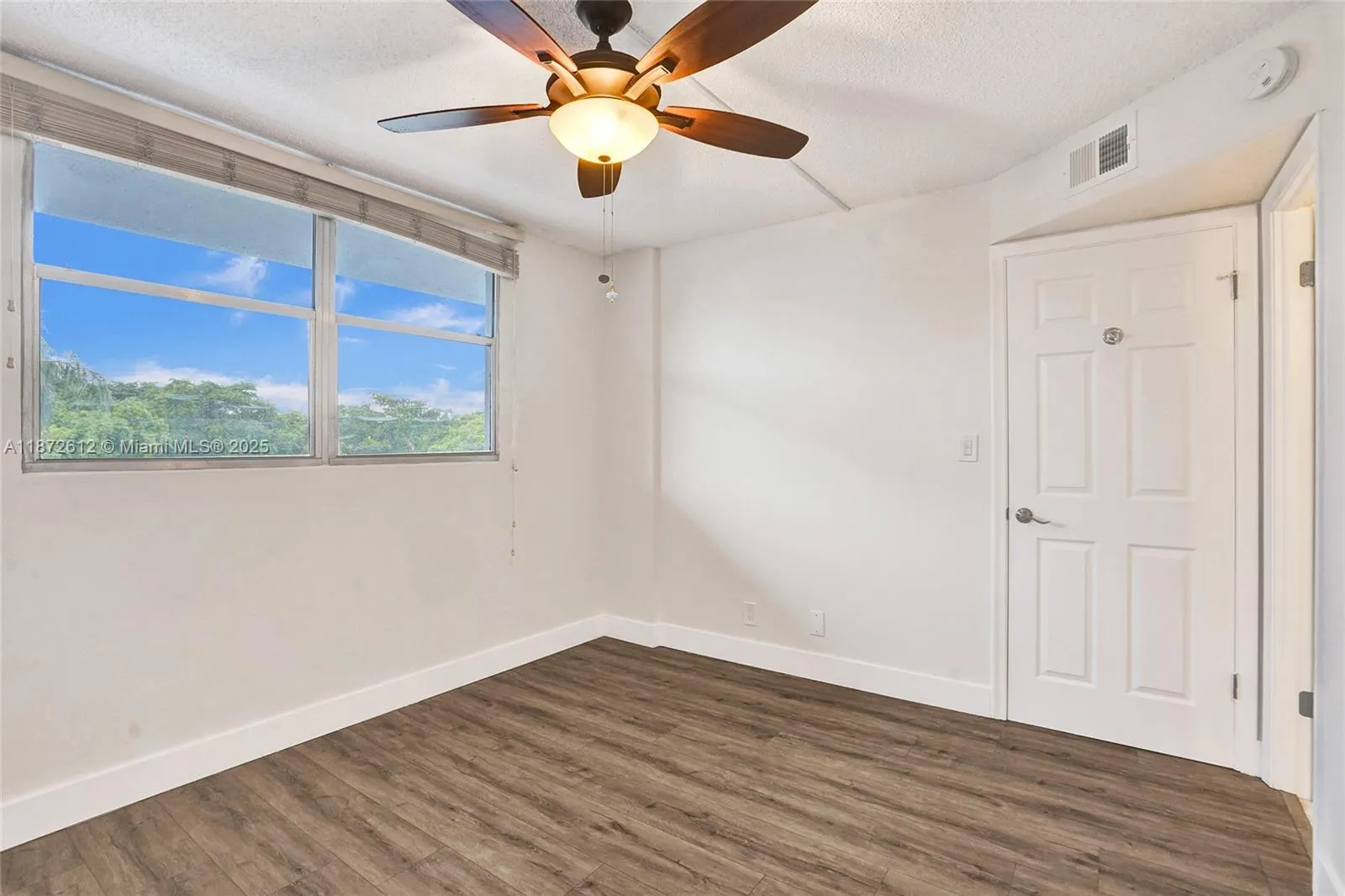 119 Royal Park Dr, #3B