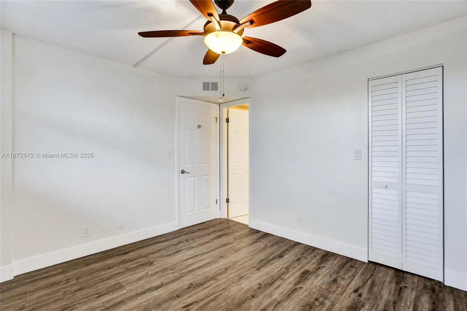 119 Royal Park Dr, #3B