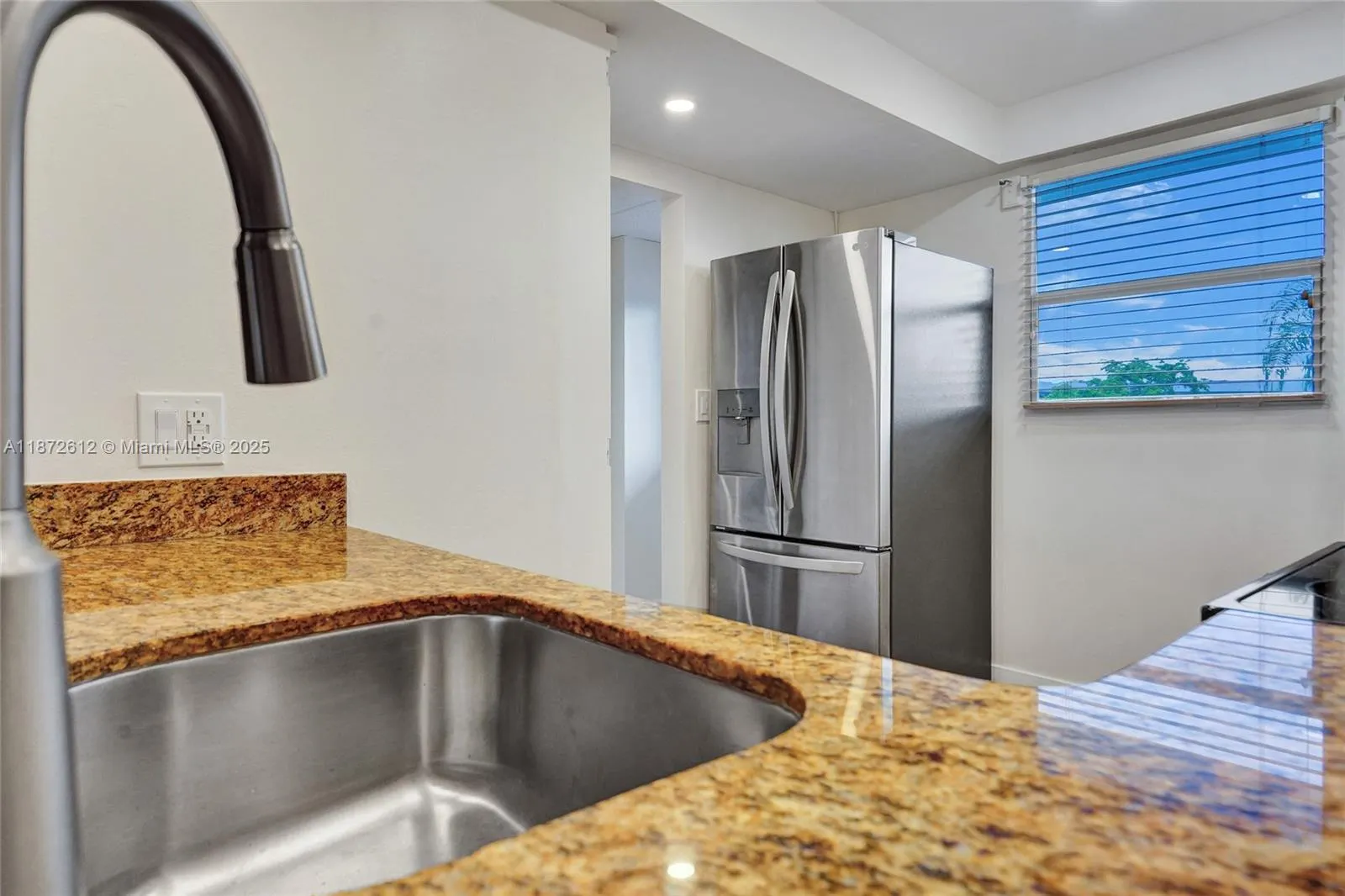 119 Royal Park Dr, #3B