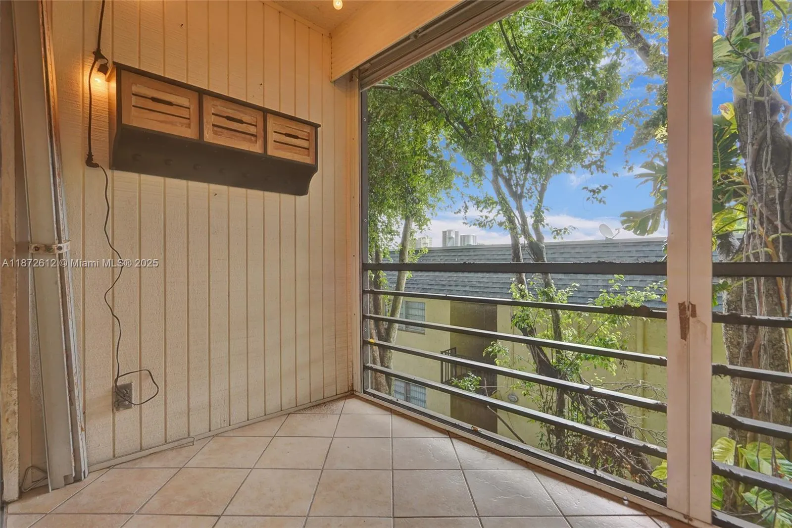 119 Royal Park Dr, #3B