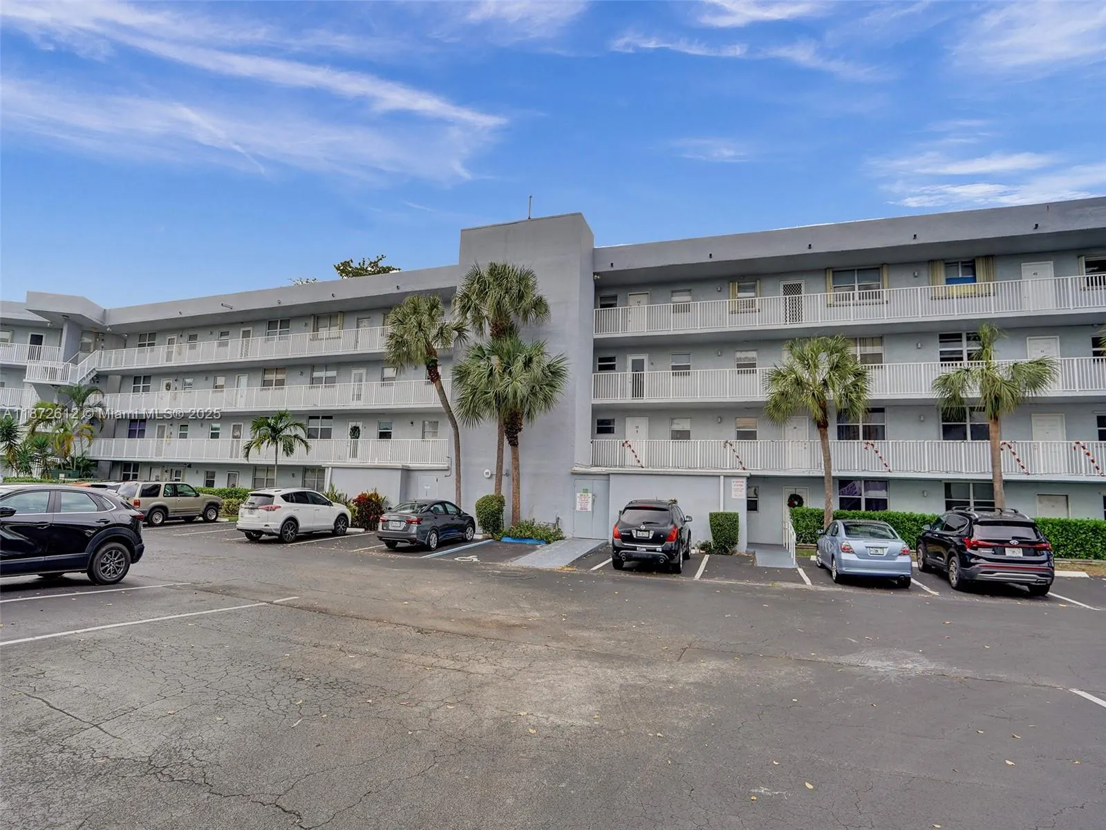 119 Royal Park Dr, #3B
