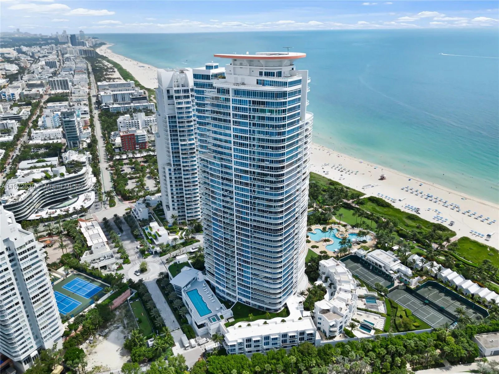 100 S Pointe Dr, #1102/03