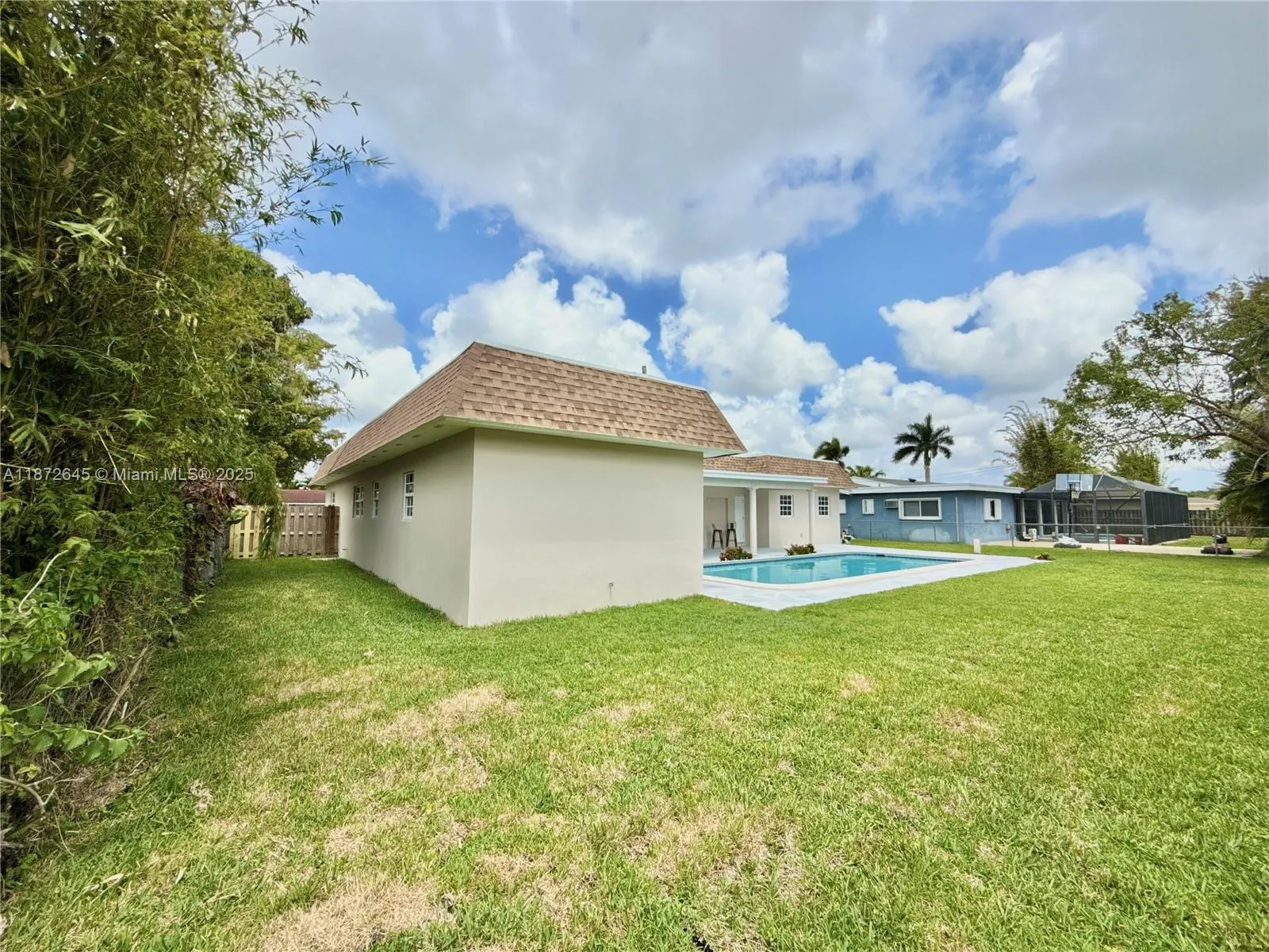 7480 NW 14th St