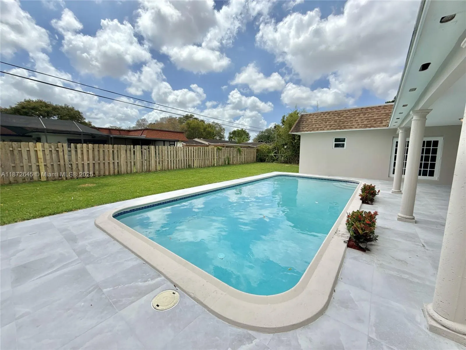 7480 NW 14th St