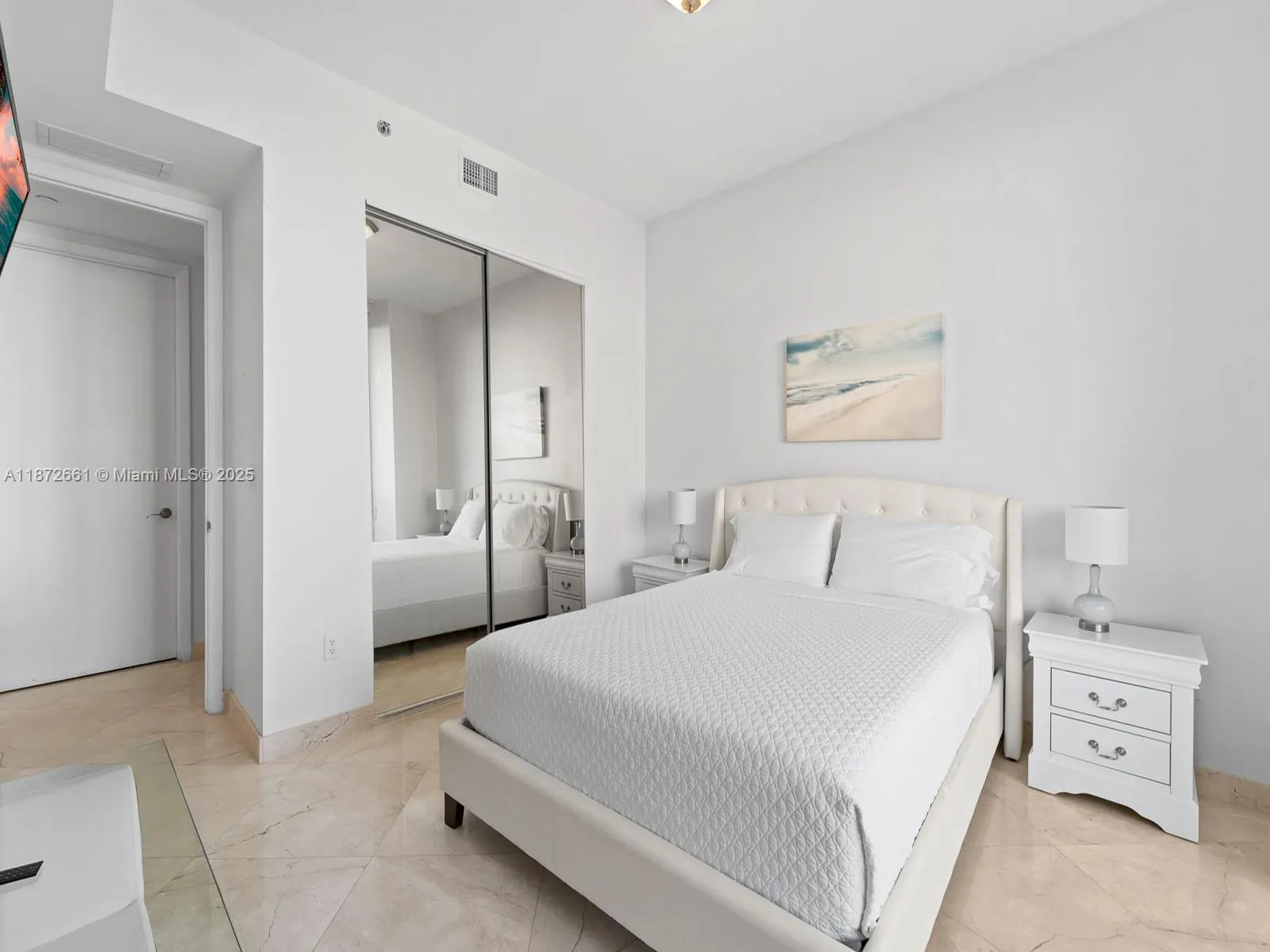 15901 Collins Ave, #405