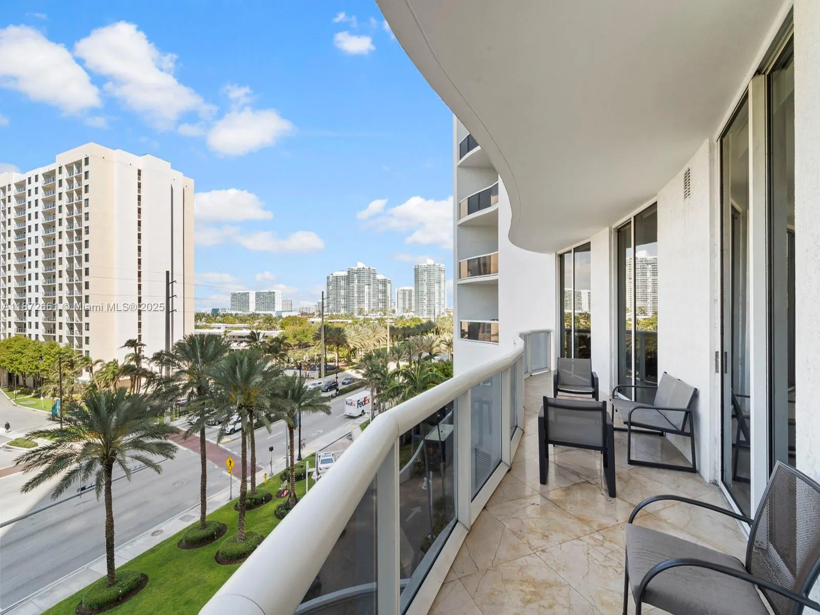 15901 Collins Ave, #405
