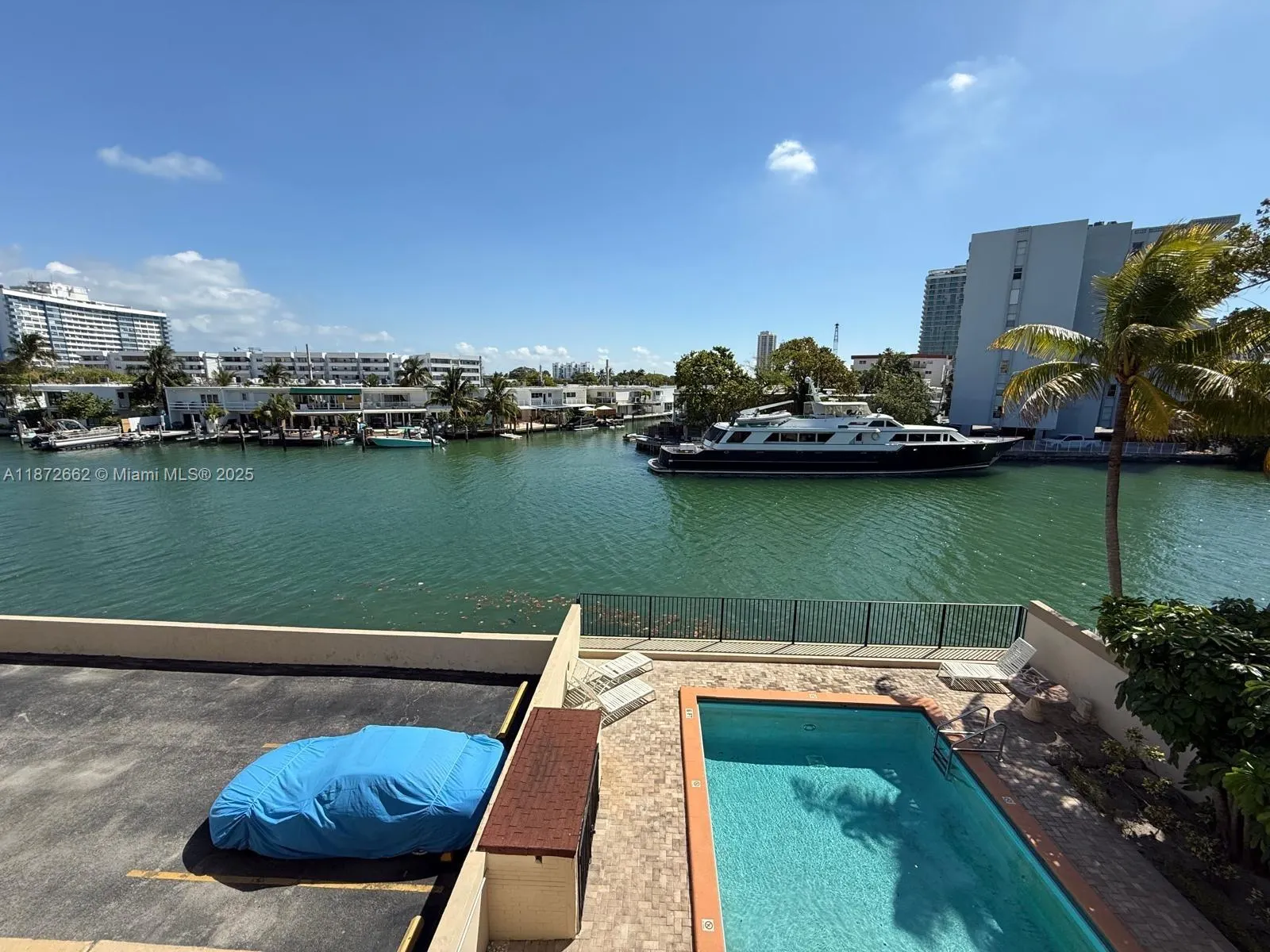 7125 Bay Dr, #308
