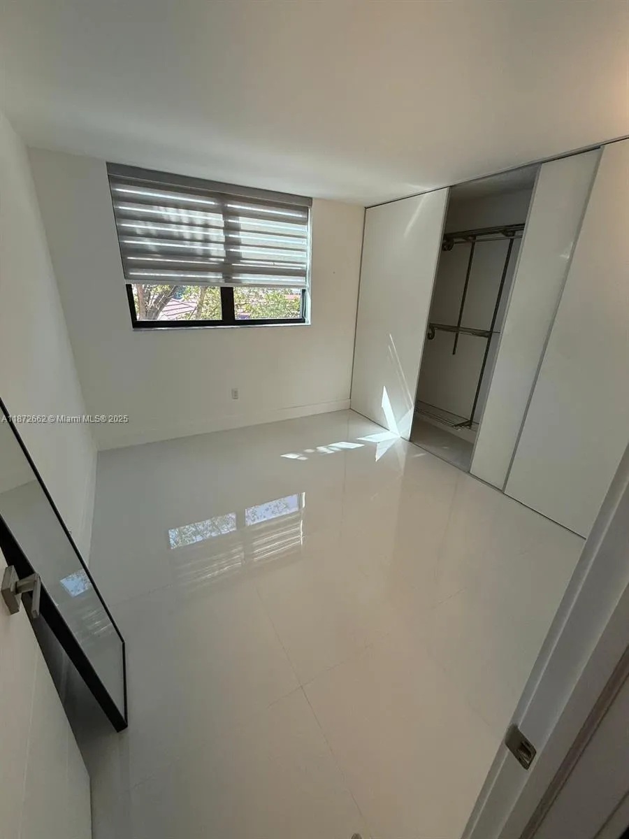 7125 Bay Dr, #308