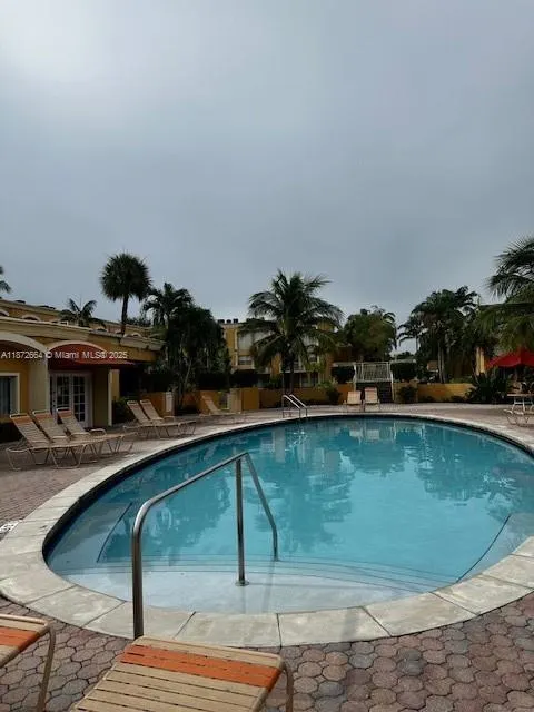 17901 NW 68 ave, #T205