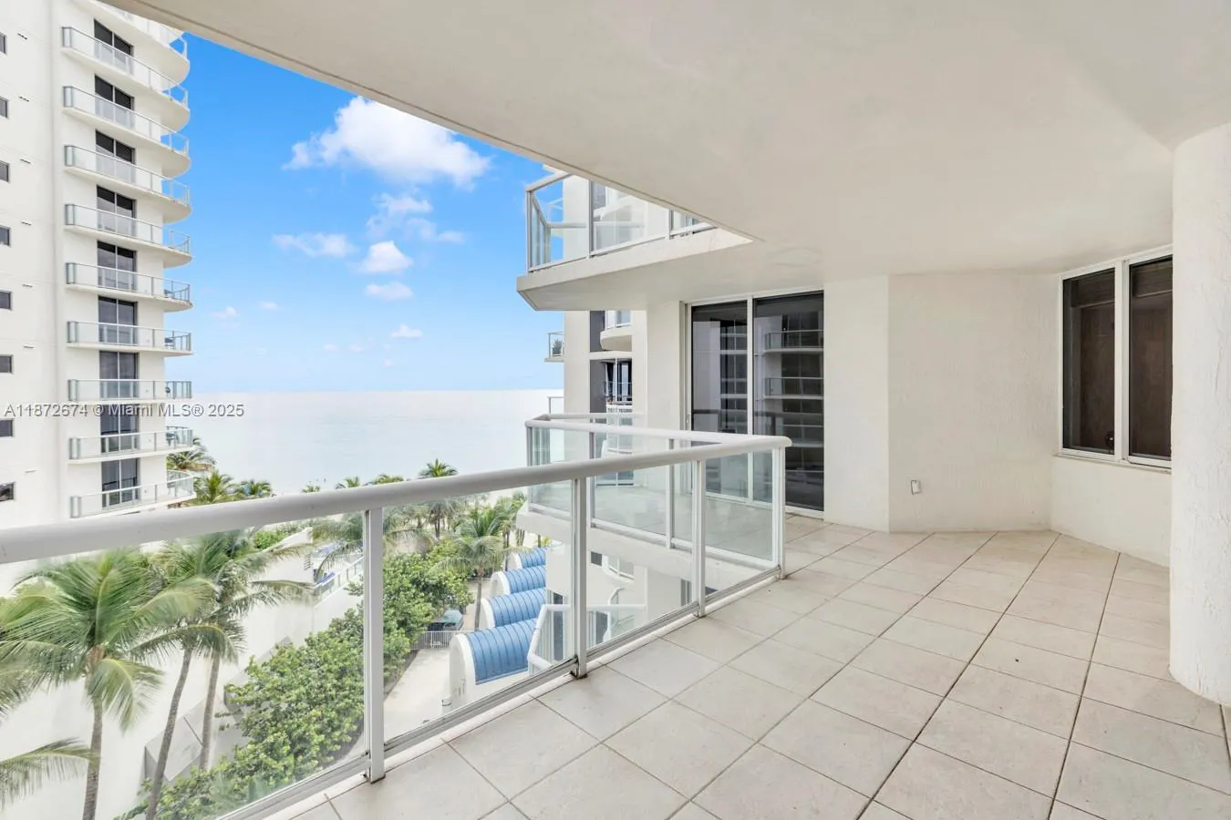 18671 Collins Ave, #604