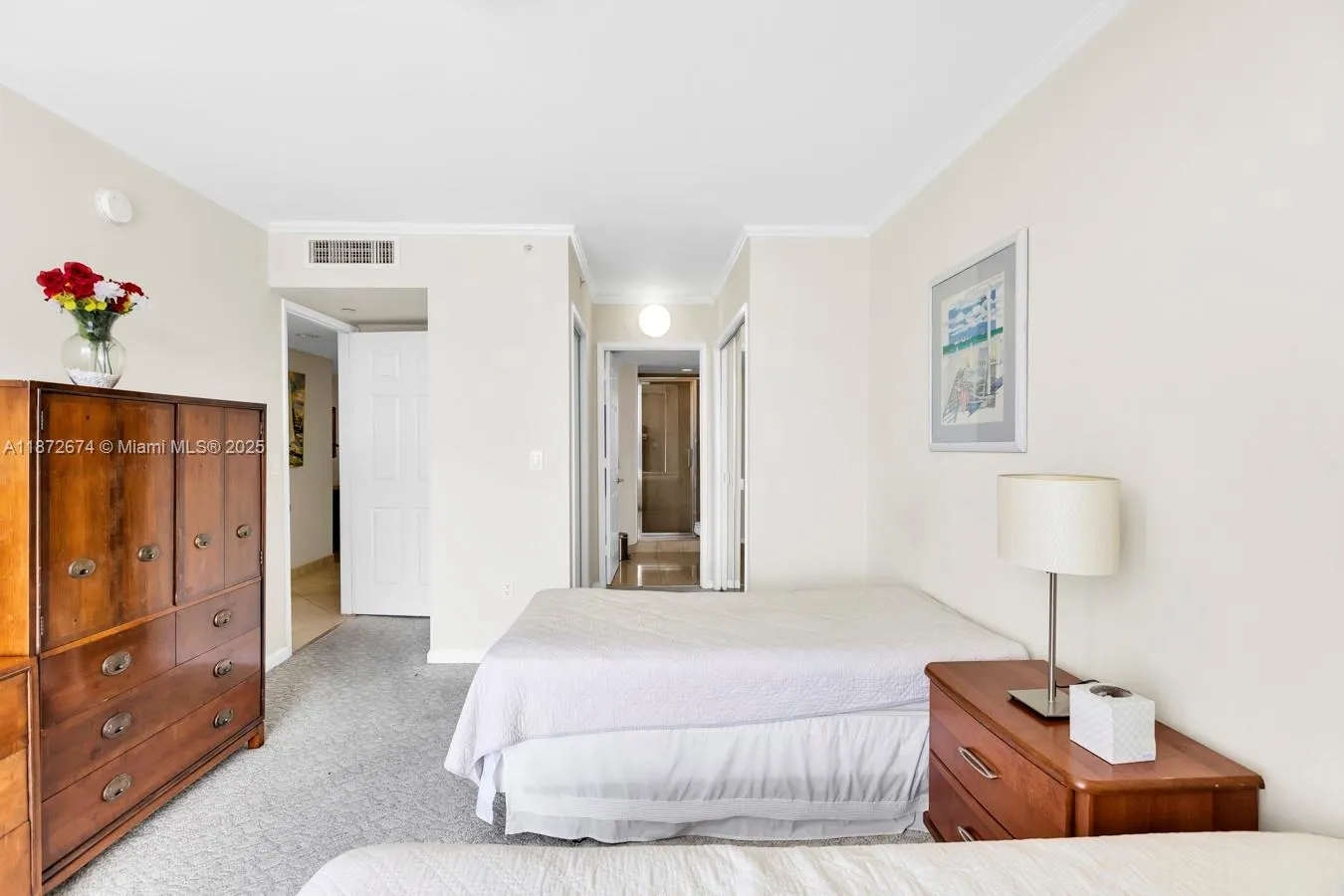18671 Collins Ave, #604