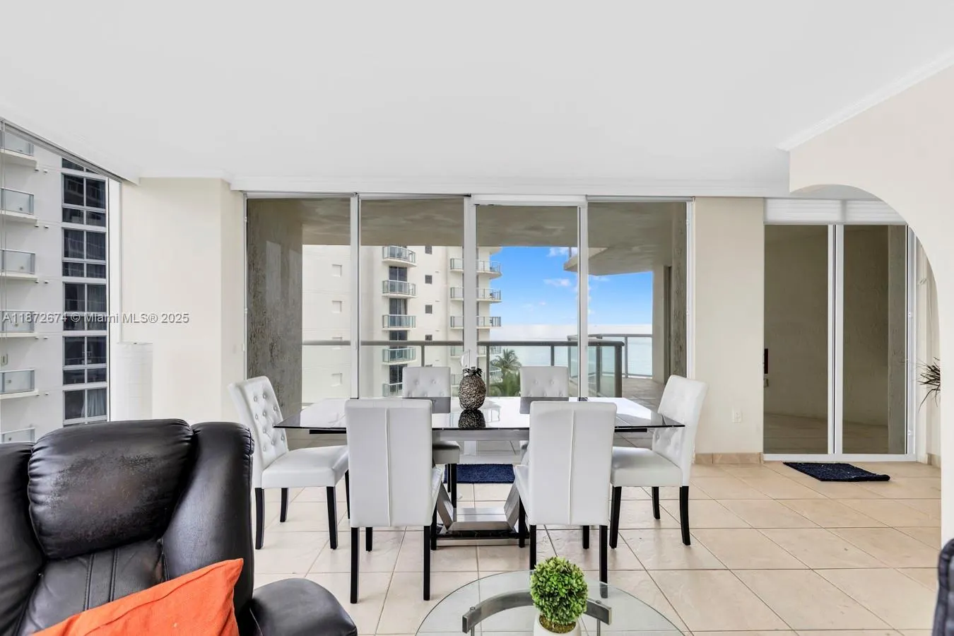 18671 Collins Ave, #604