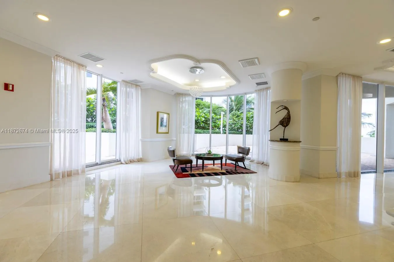 18671 Collins Ave, #604