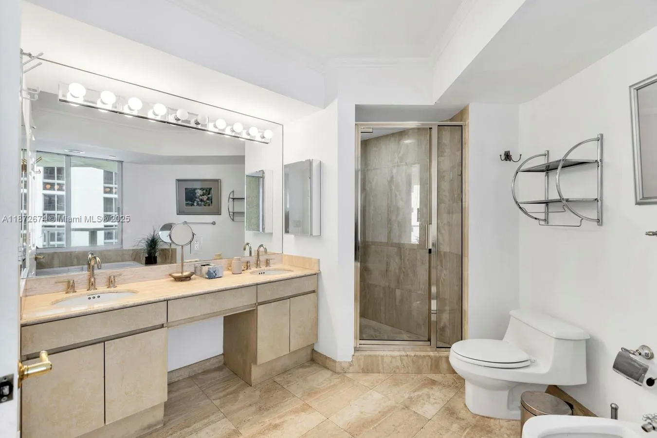 18671 Collins Ave, #604