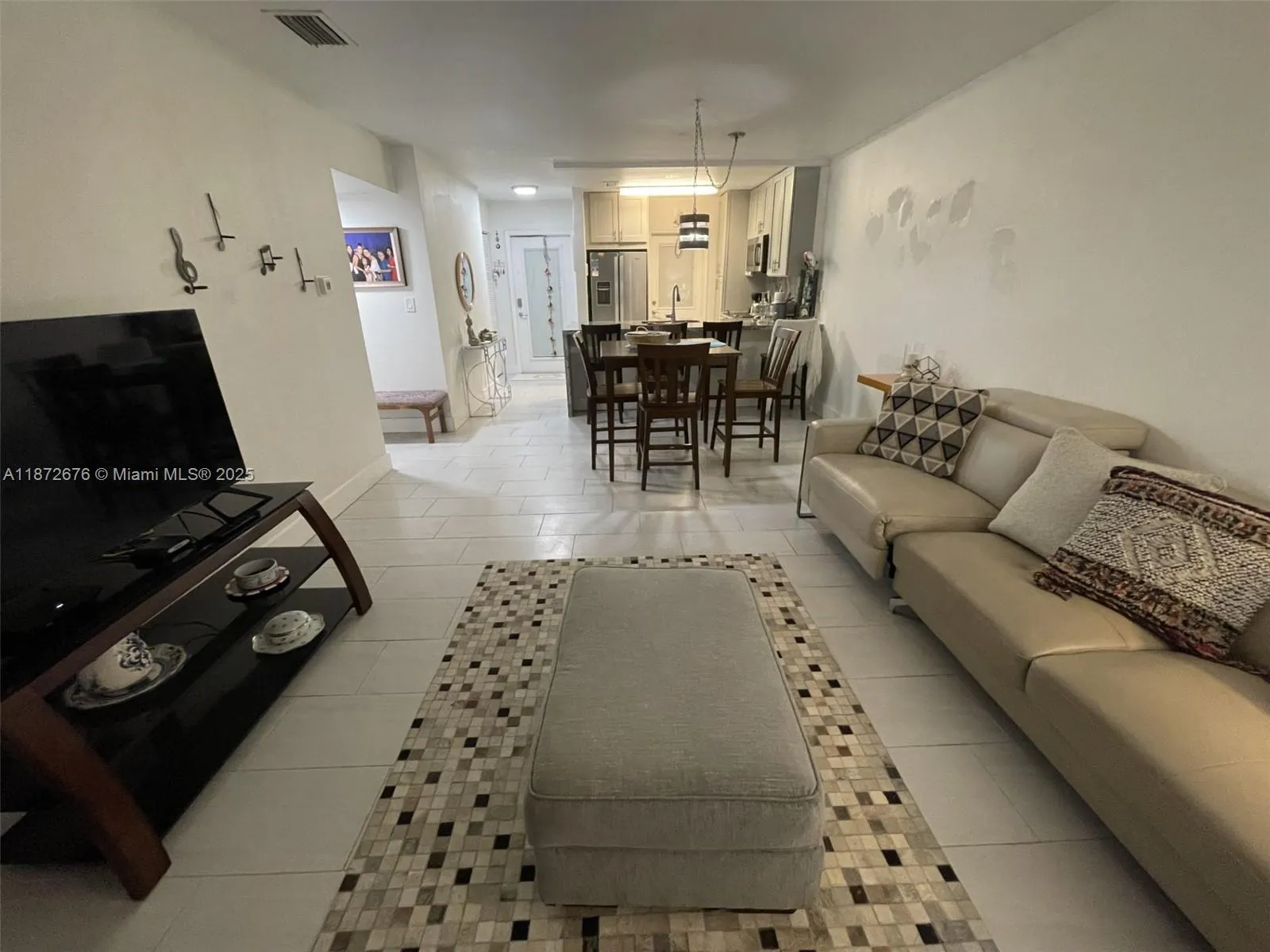5103 NW 35th St, #402