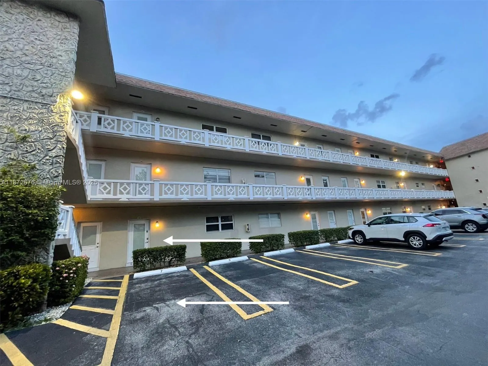 5103 NW 35th St, #402