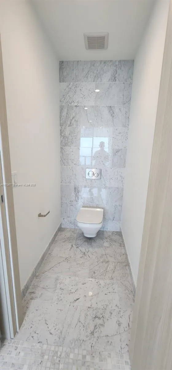 1000 Brickell Plz, #PH5705