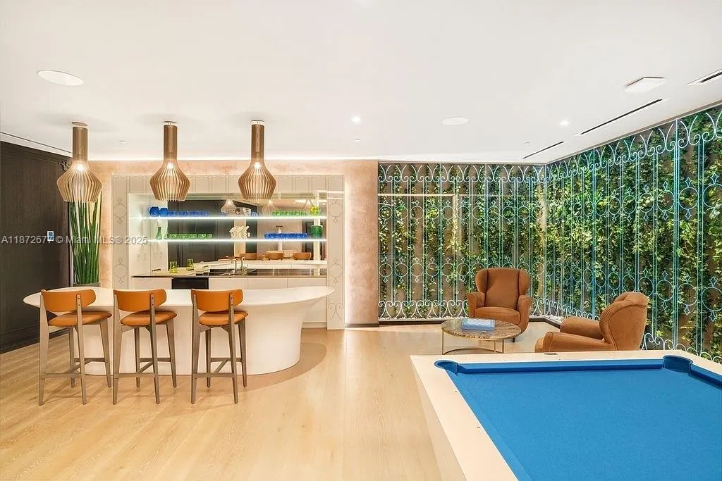 1000 Brickell Plz, #PH5705