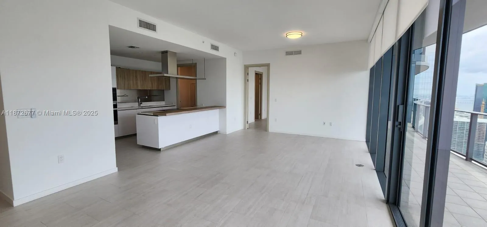 1000 Brickell Plz, #PH5705