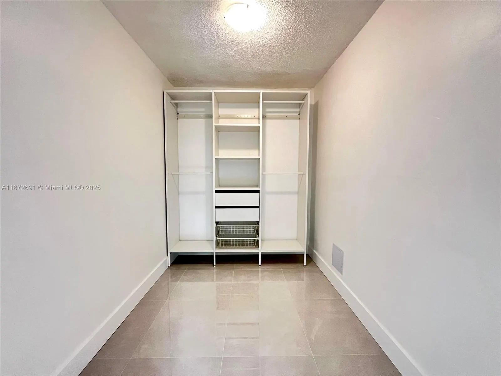 2530 SW 3rd Ave, #104