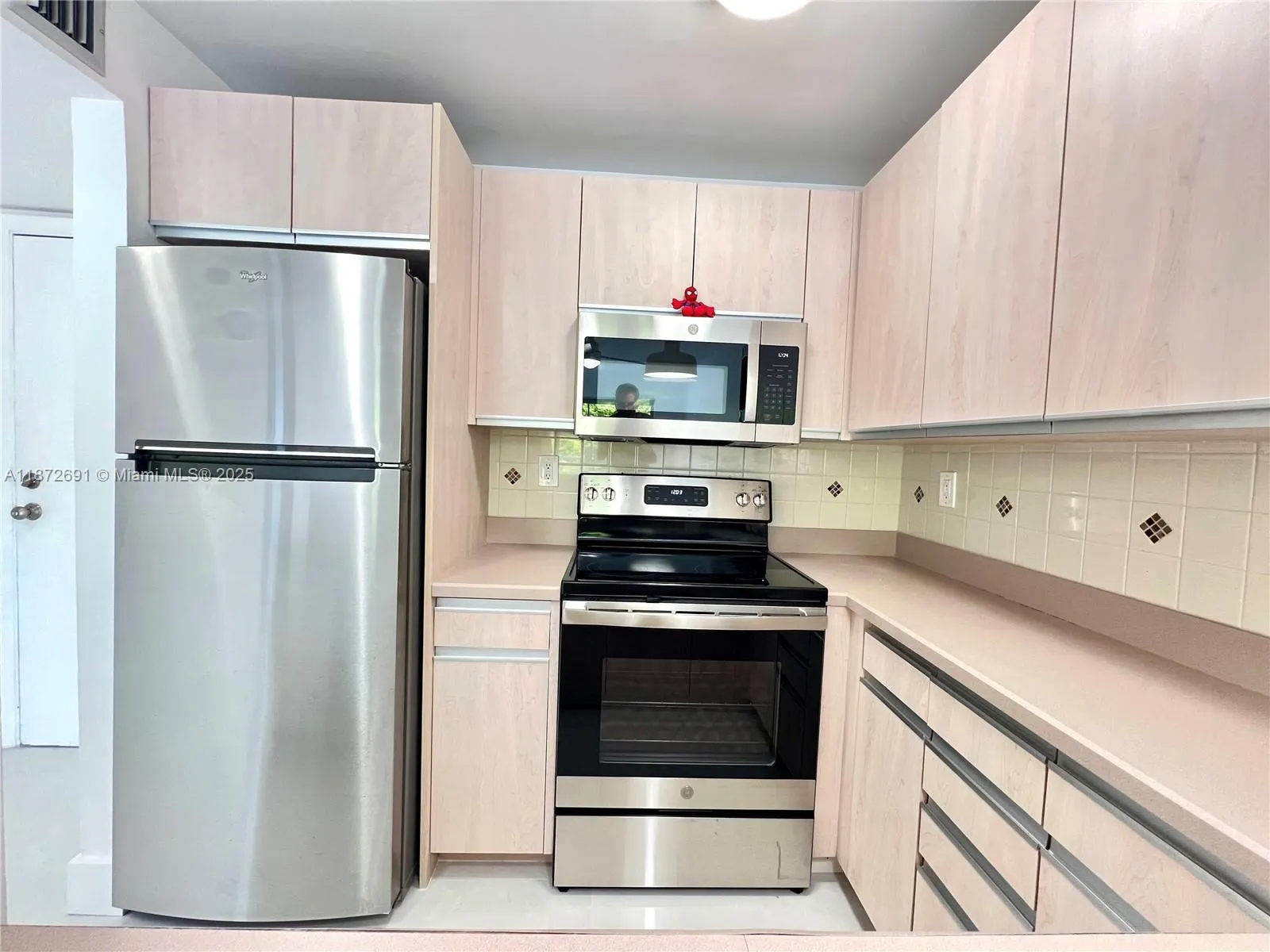 2530 SW 3rd Ave, #104