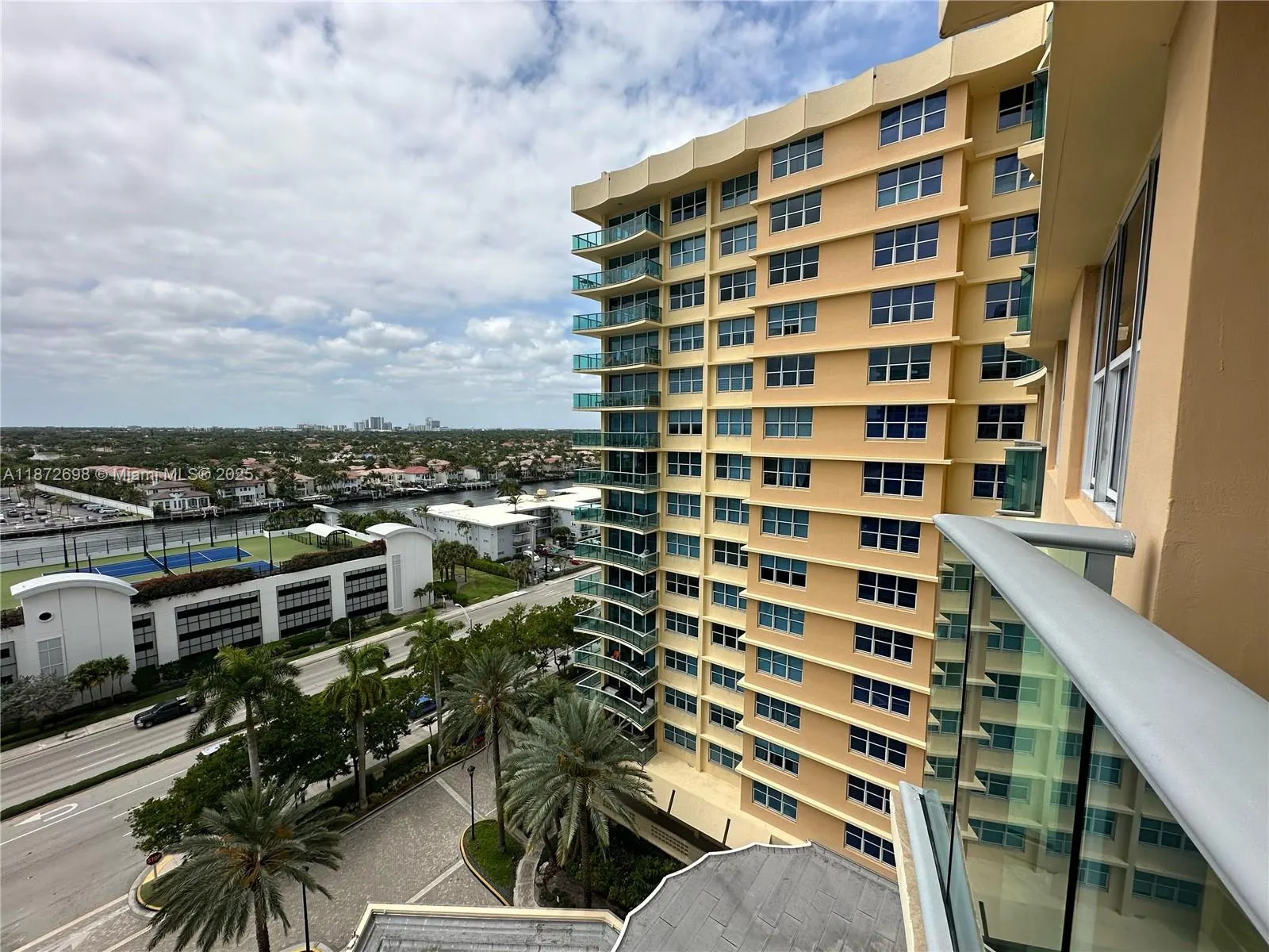 2501 S Ocean Dr, #1129