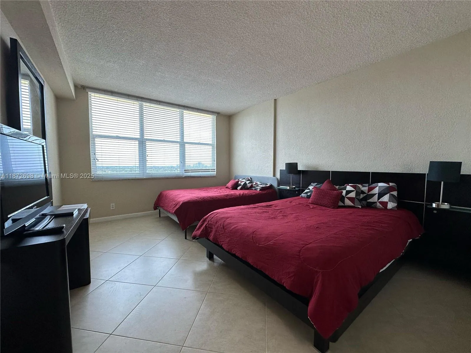2501 S Ocean Dr, #1129