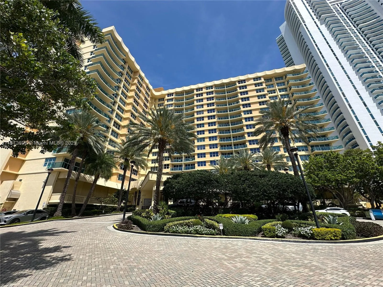 2501 S Ocean Dr, #1129