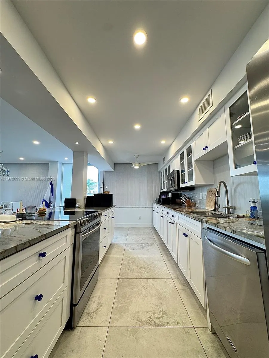 3589 S Ocean Blvd, #306